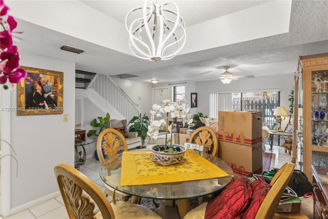 1184 NW 122nd Ter , Pembroke Pines, FL 33026 Photo