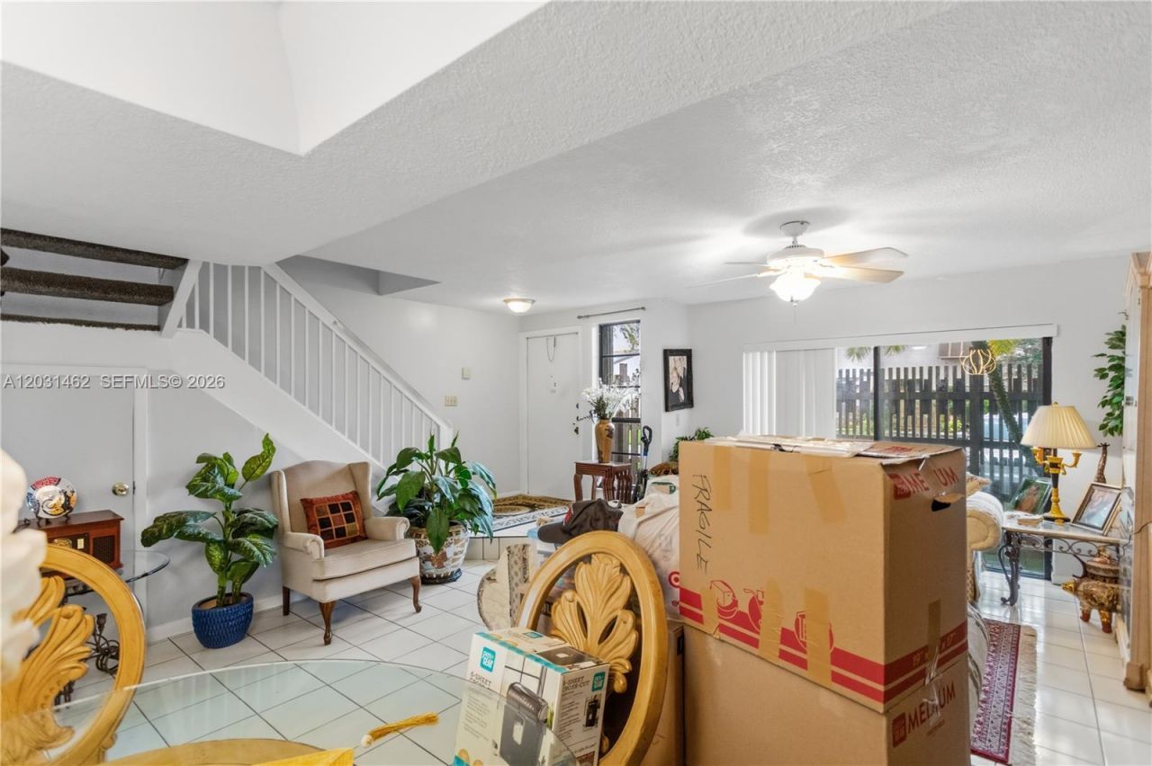 1184 NW 122nd Ter , Pembroke Pines, FL 33026 Photo