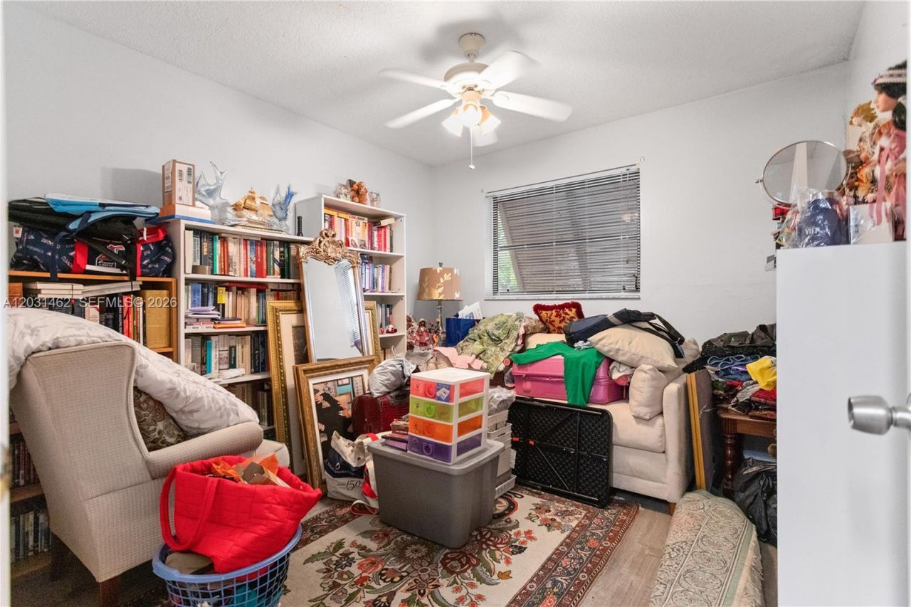 1184 NW 122nd Ter , Pembroke Pines, FL 33026 Photo
