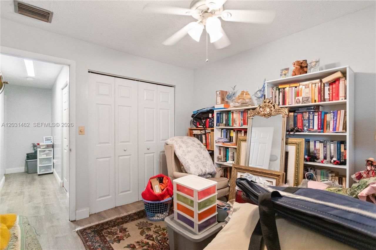 1184 NW 122nd Ter , Pembroke Pines, FL 33026 Photo