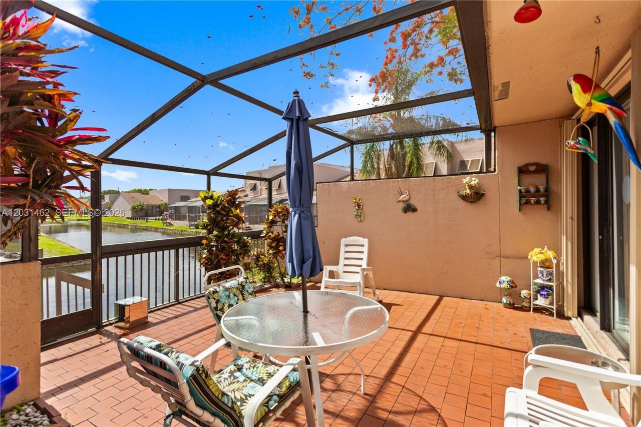1184 NW 122nd Ter , Pembroke Pines, FL 33026 Photo