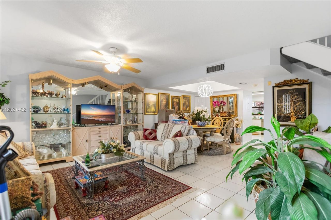 1184 NW 122nd Ter , Pembroke Pines, FL 33026 Photo
