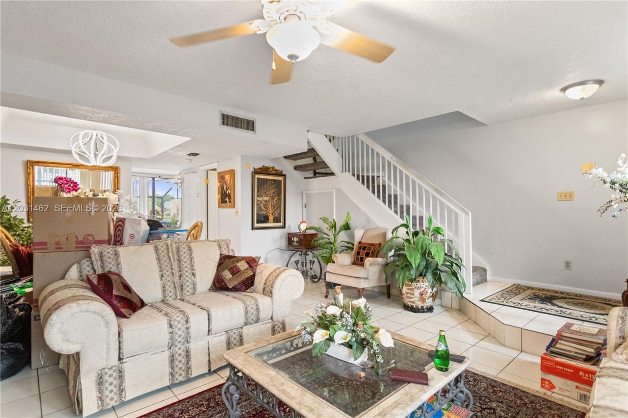 1184 NW 122nd Ter , Pembroke Pines, FL 33026 Photo