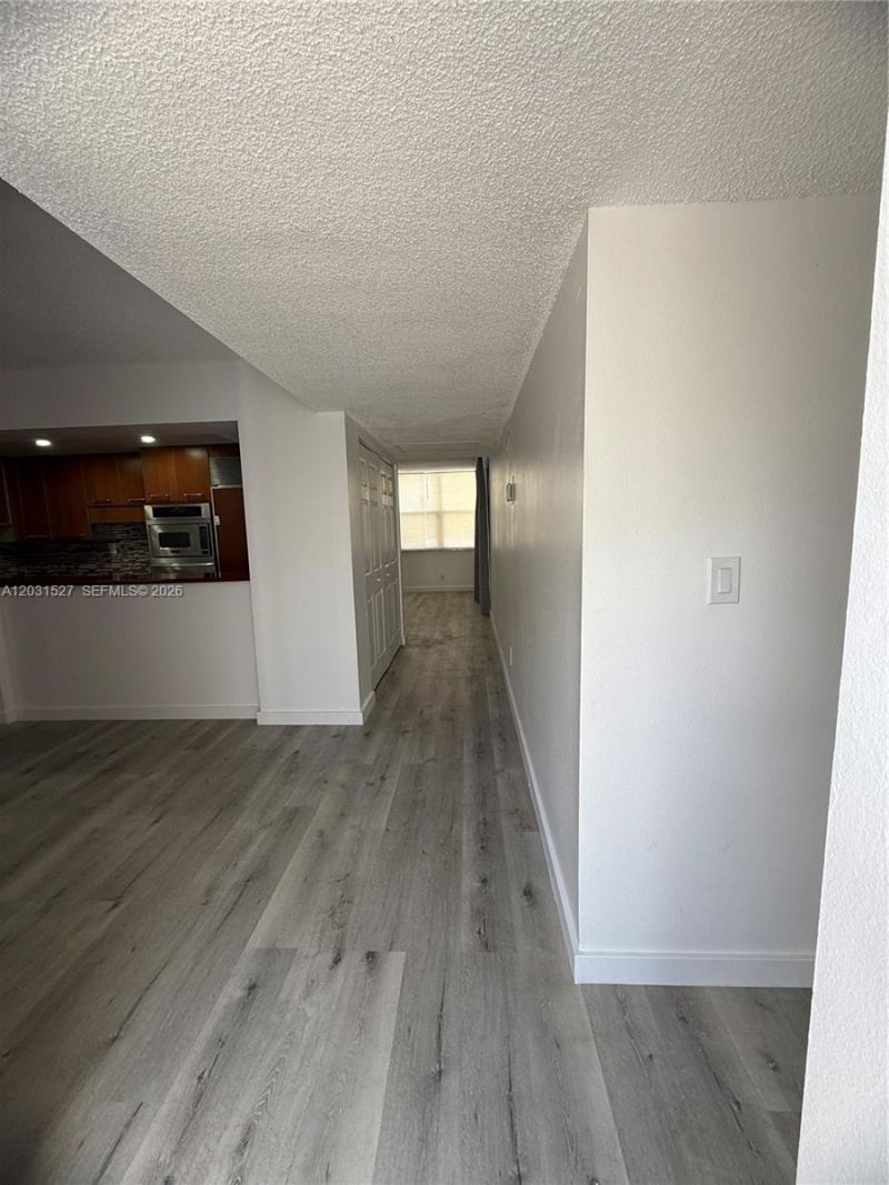 20200 W Country Club Dr , Unit PH14, Aventura, FL 33180 Photo