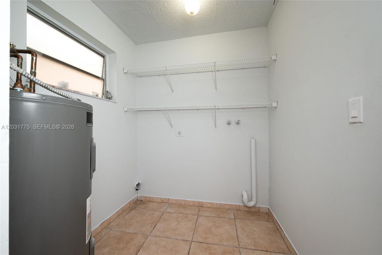 23 NW 109th Ave, Unit 5-S, Miami, FL 33172 Photo