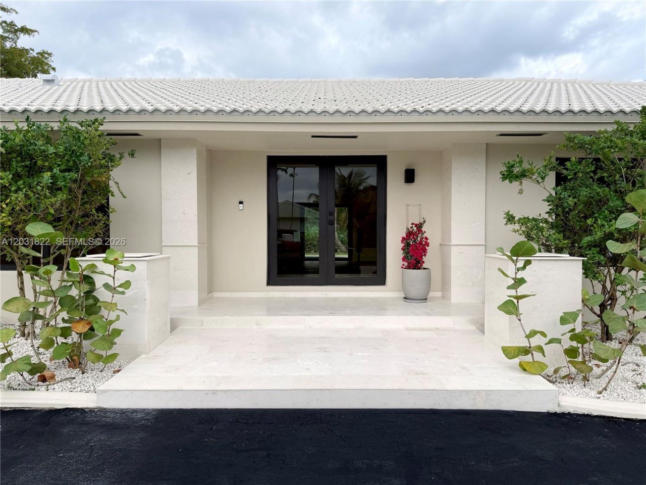 8845 SW 176th Ter, Palmetto Bay, FL 33157 Photo