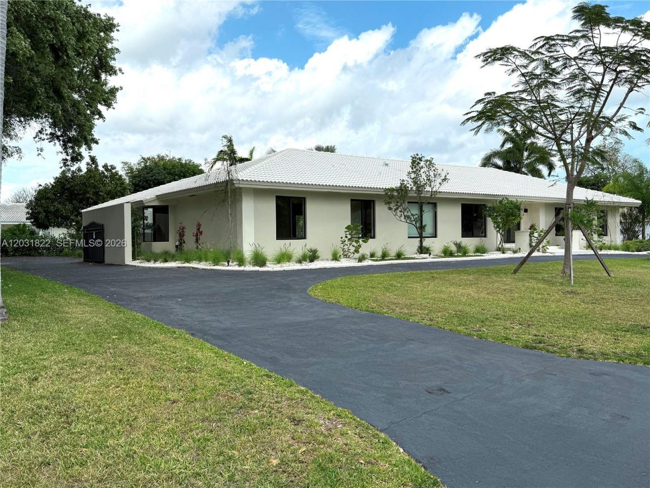 8845 SW 176th Ter, Palmetto Bay, FL 33157 Photo