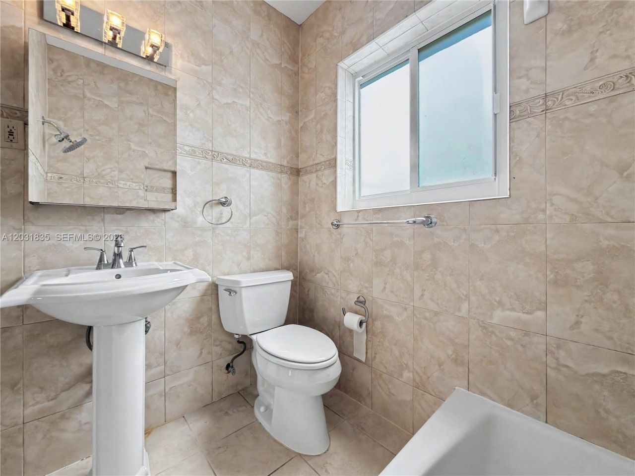 436 Lark Ave , Unit n/a, Miami Springs, FL 33166 Photo