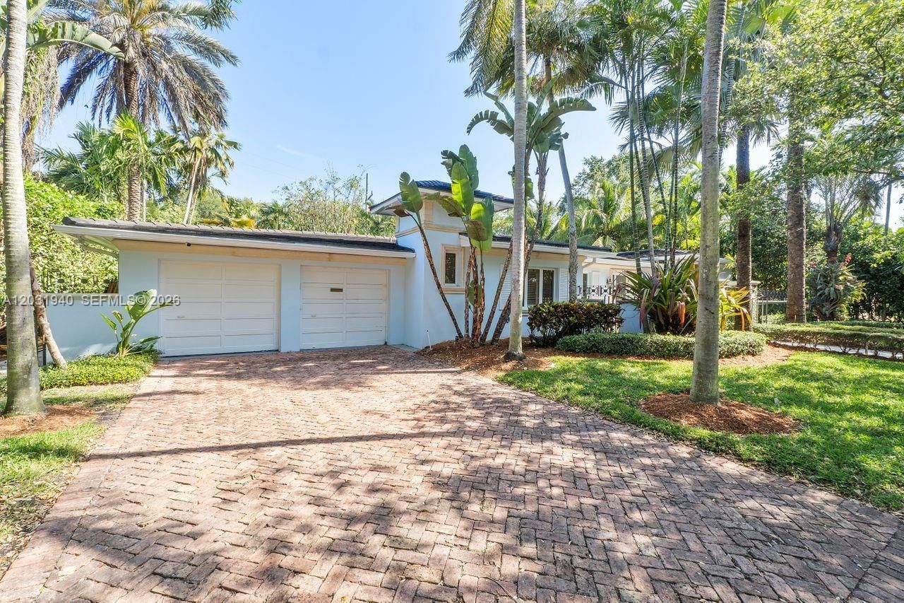 1037 Alfonso Ave , Coral Gables, FL 33146 Photo