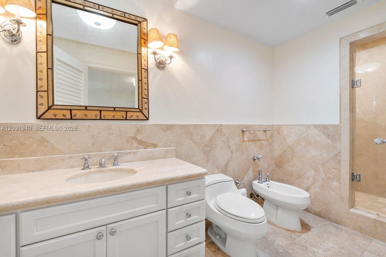 1037 Alfonso Ave , Coral Gables, FL 33146 Photo