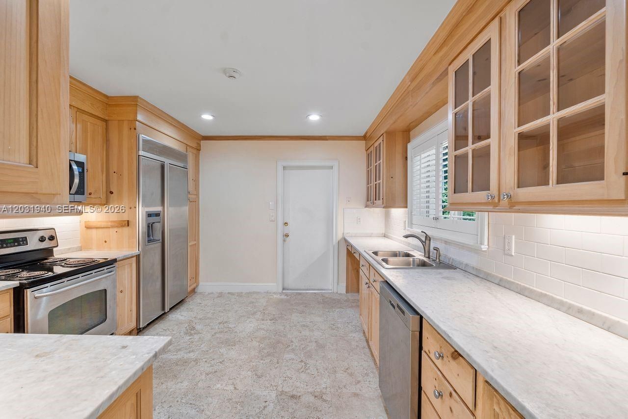 1037 Alfonso Ave , Coral Gables, FL 33146 Photo
