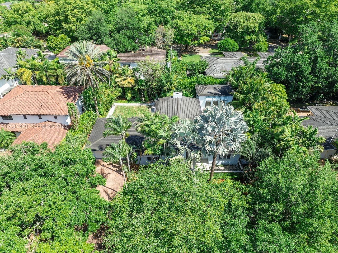 1037 Alfonso Ave , Coral Gables, FL 33146 Photo