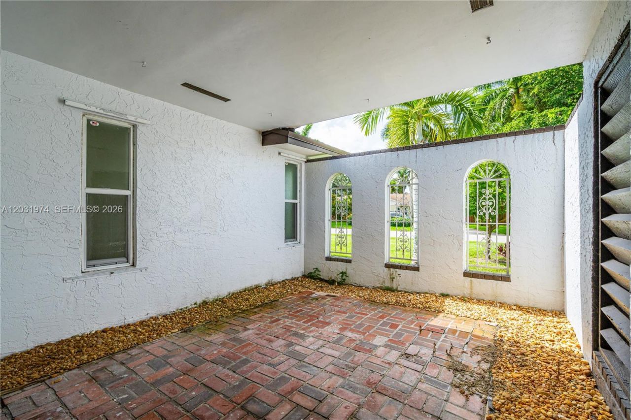 9380 SW 134th St, Miami, FL 33176 Photo