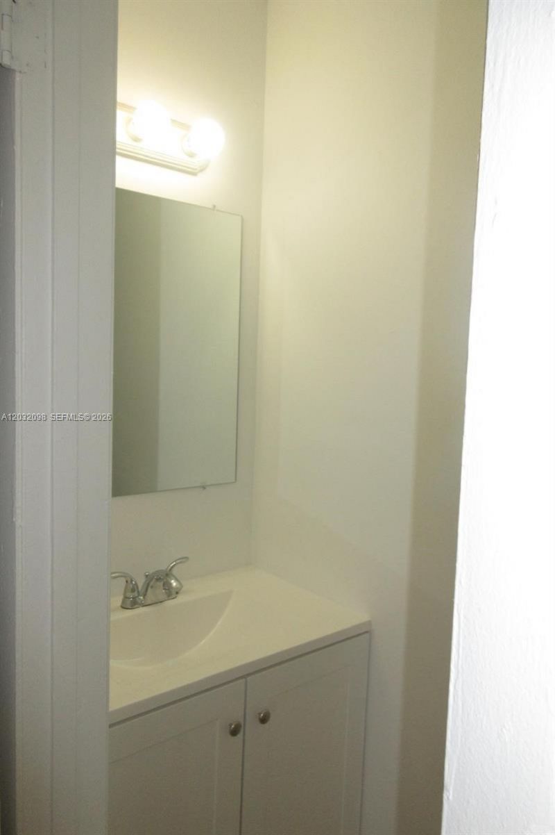 5461 W 24th Ave , Unit 67, Hialeah, FL 33016 Photo