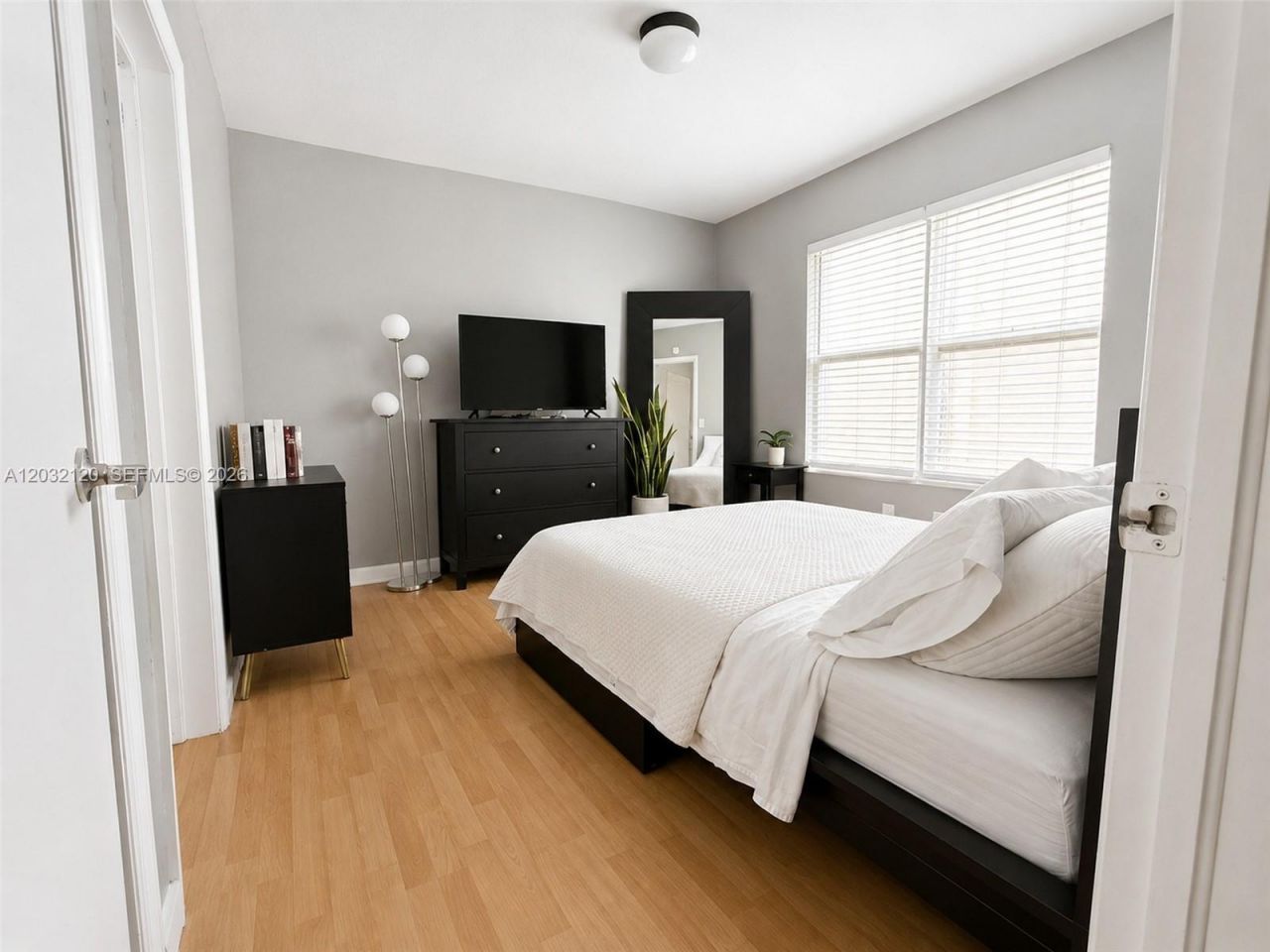 7326 Collins Ave , Unit 203, Miami Beach, FL 33141 Photo