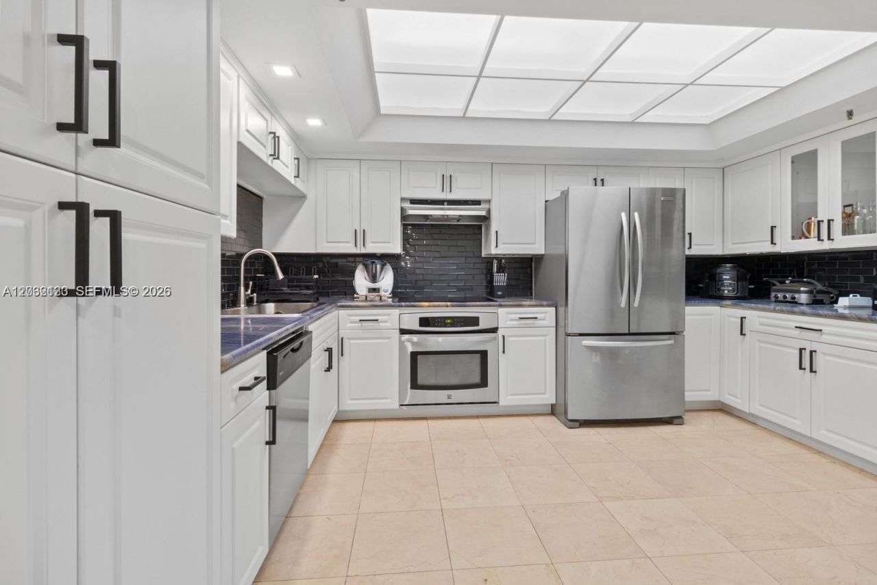 520 Brickell Key Dr , Unit A307, Miami, FL 33131 Photo