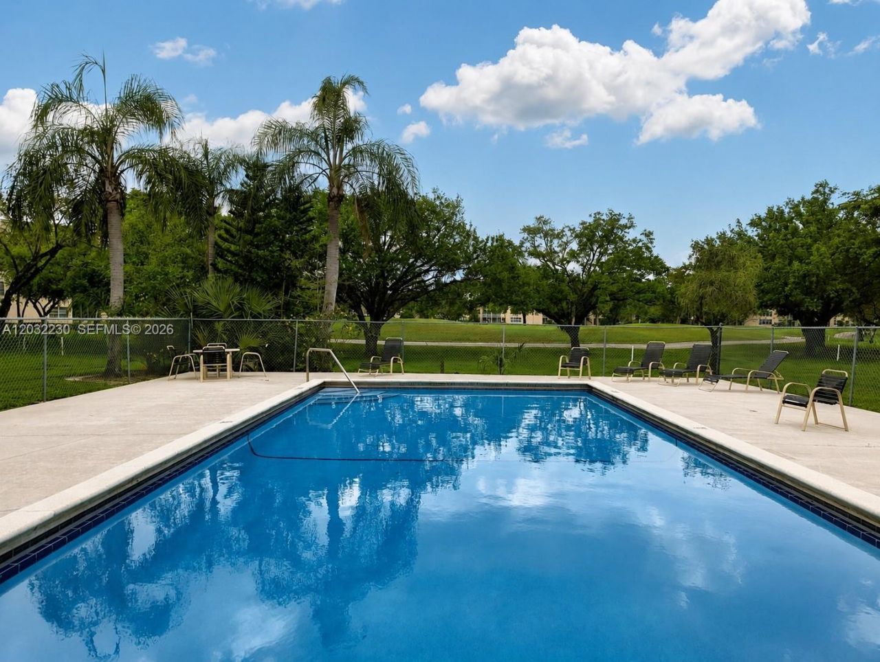 9531 Seagrape Dr , Unit 108, Davie, FL 33324 Photo