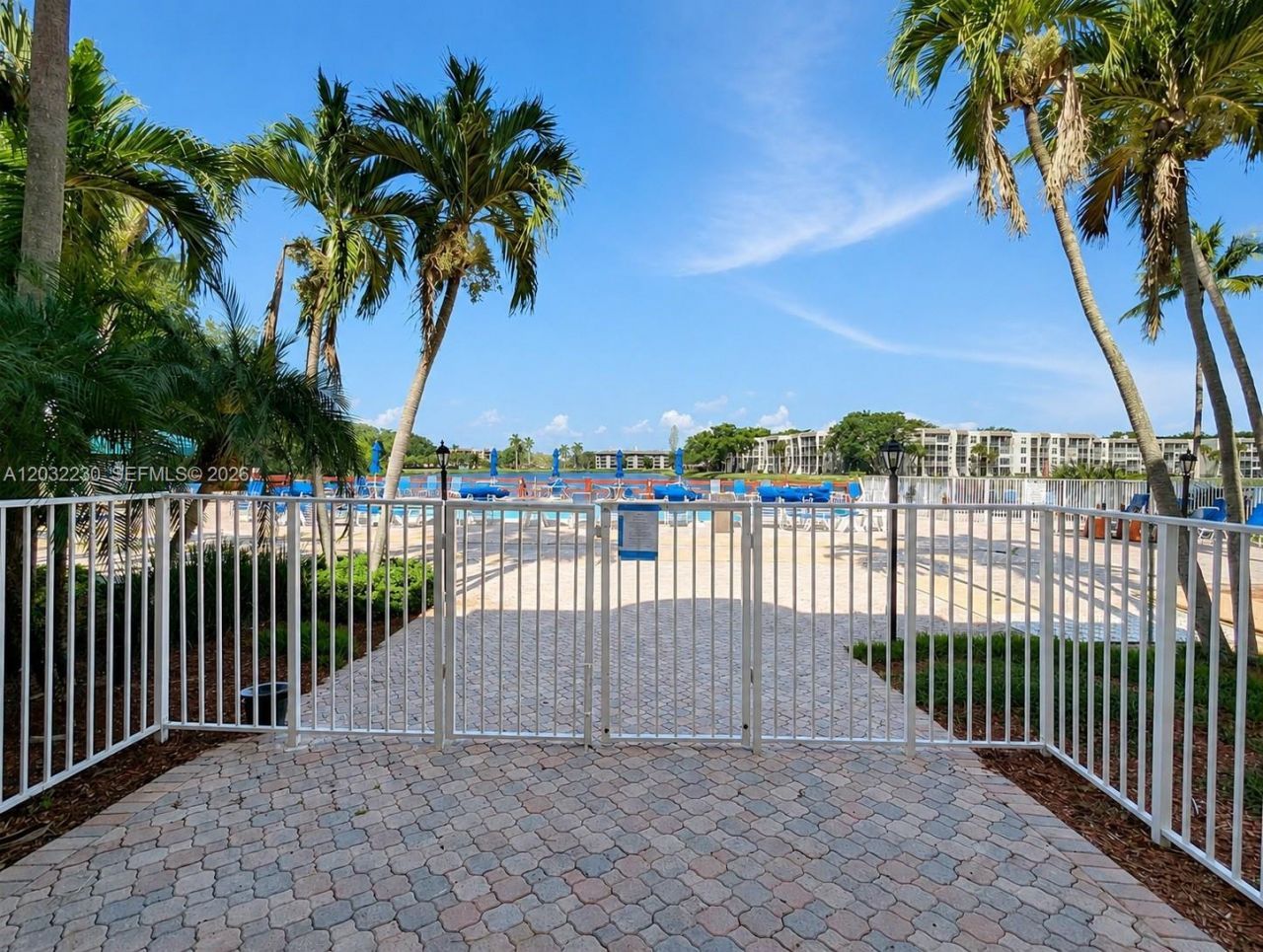 9531 Seagrape Dr , Unit 108, Davie, FL 33324 Photo