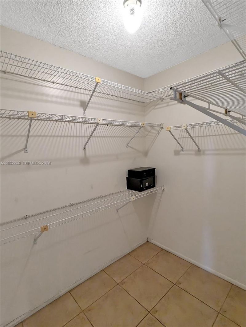 9531 Seagrape Dr , Unit 108, Davie, FL 33324 Photo