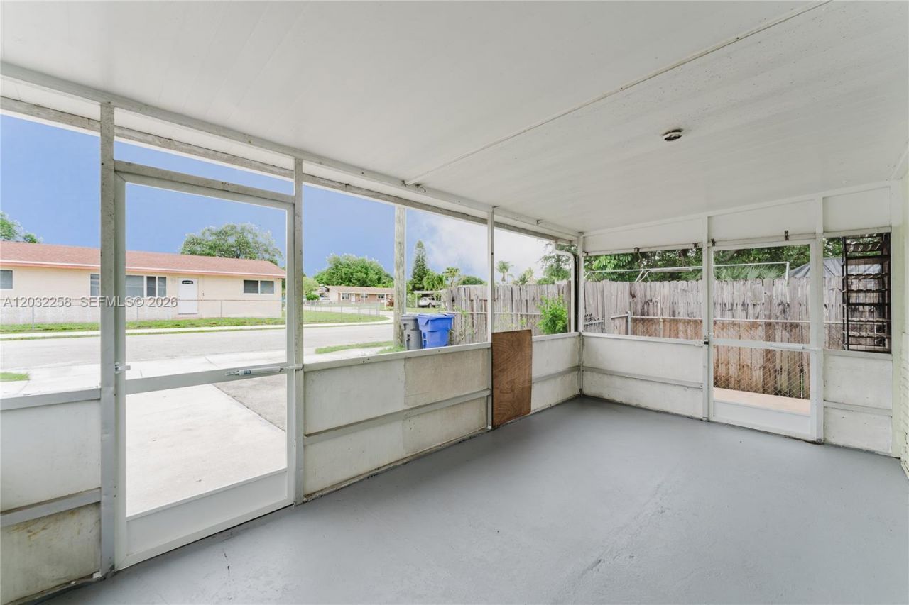 5737 Grant St, Hollywood, FL 33021 Photo
