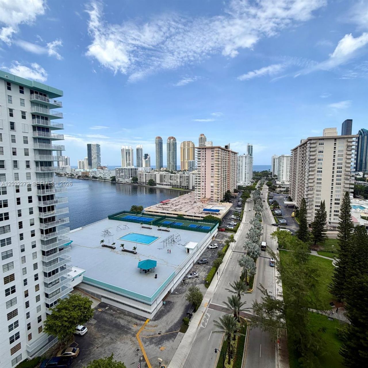 290 174th St , Unit 1810, Sunny Isles Beach, FL 33160 Photo