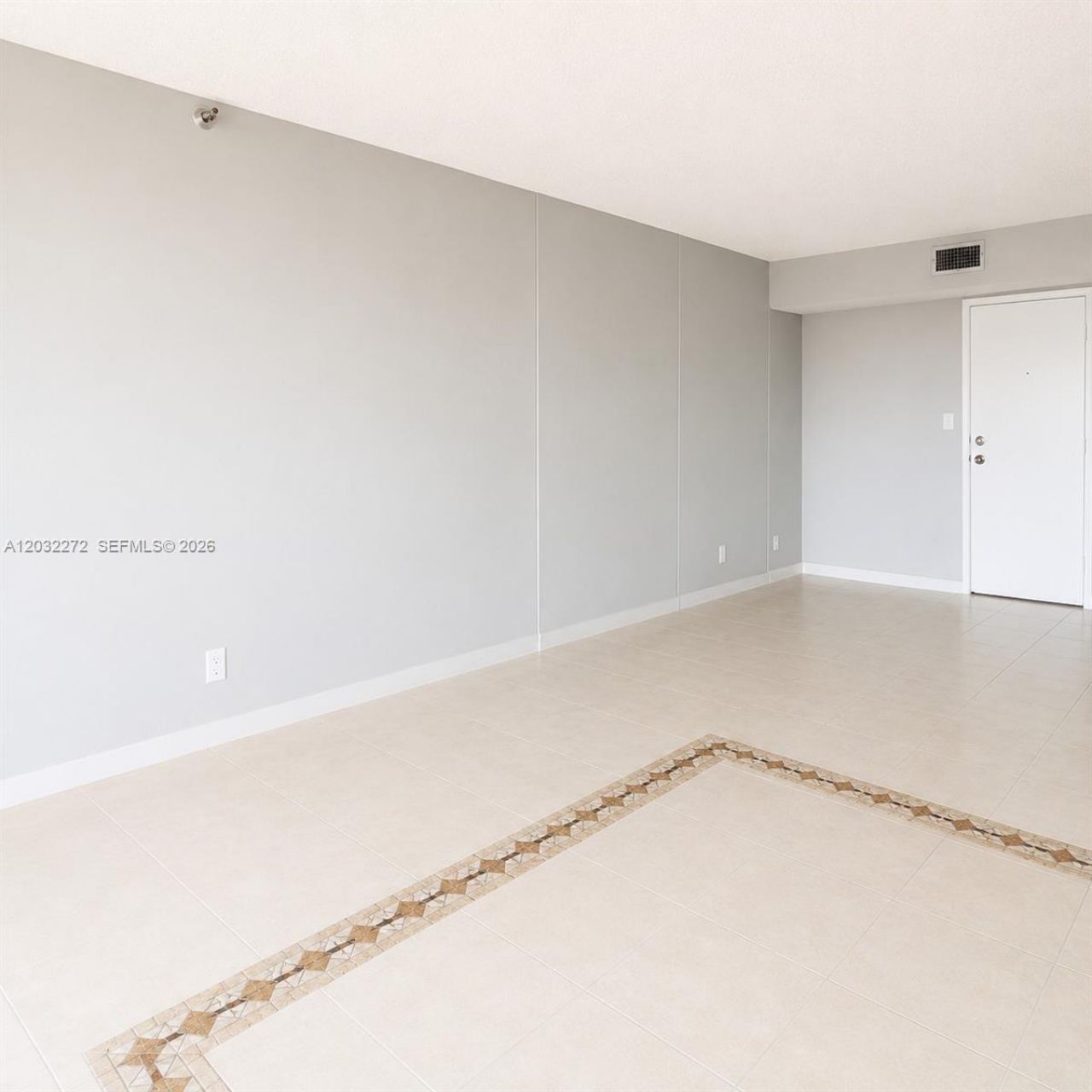290 174th St , Unit 1810, Sunny Isles Beach, FL 33160 Photo