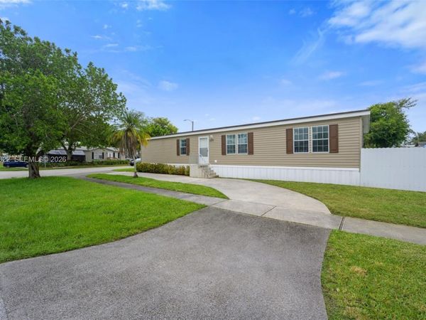 21830 NW 2nd Ct , Pembroke Pines, FL 33029
