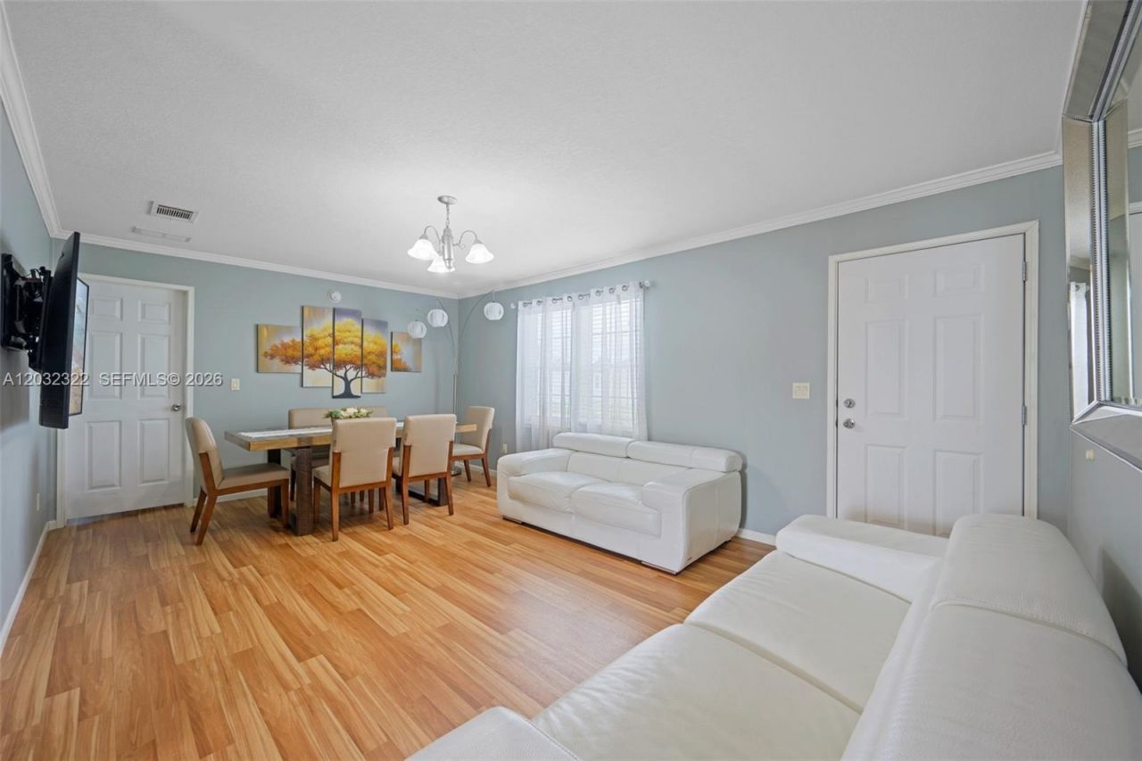 21830 NW 2nd Ct , Pembroke Pines, FL 33029 Photo