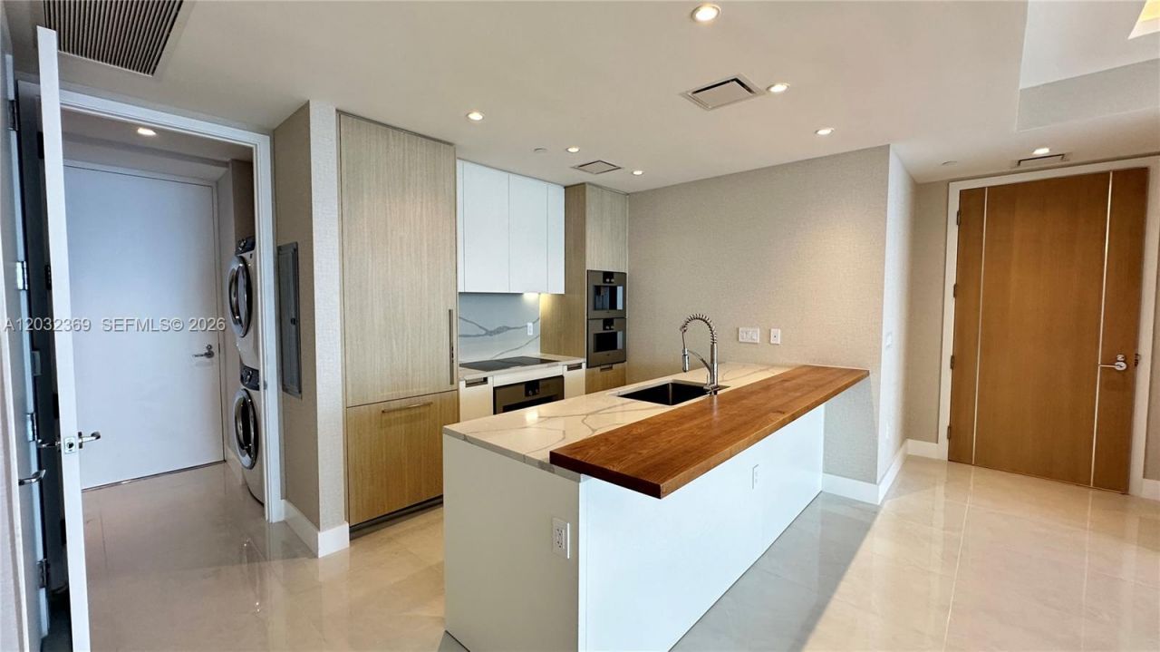 15701 Collins Ave , Unit 3804, Sunny Isles Beach, FL 33160 Photo