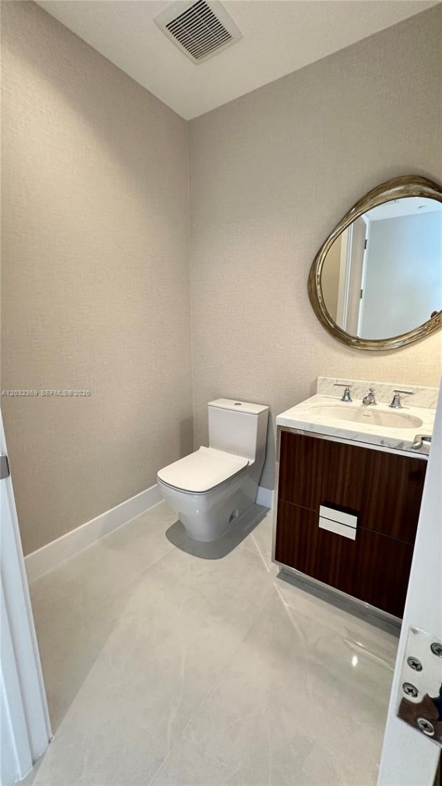 15701 Collins Ave , Unit 3804, Sunny Isles Beach, FL 33160 Photo