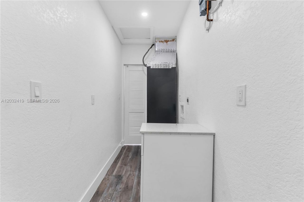2600 NW 108th St , Miami, FL 33167 Photo