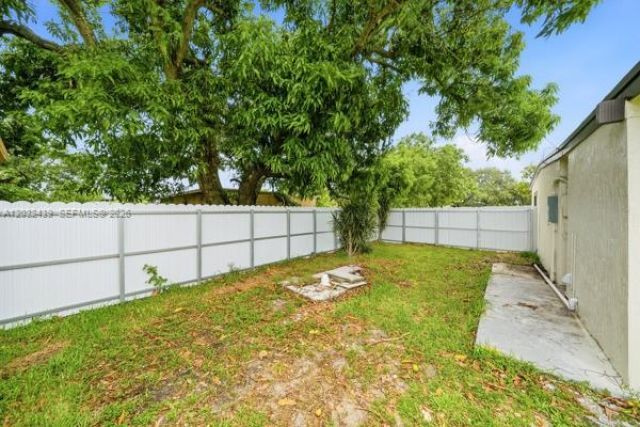 2520 NW 160th St , Miami Gardens, FL 33054 Photo