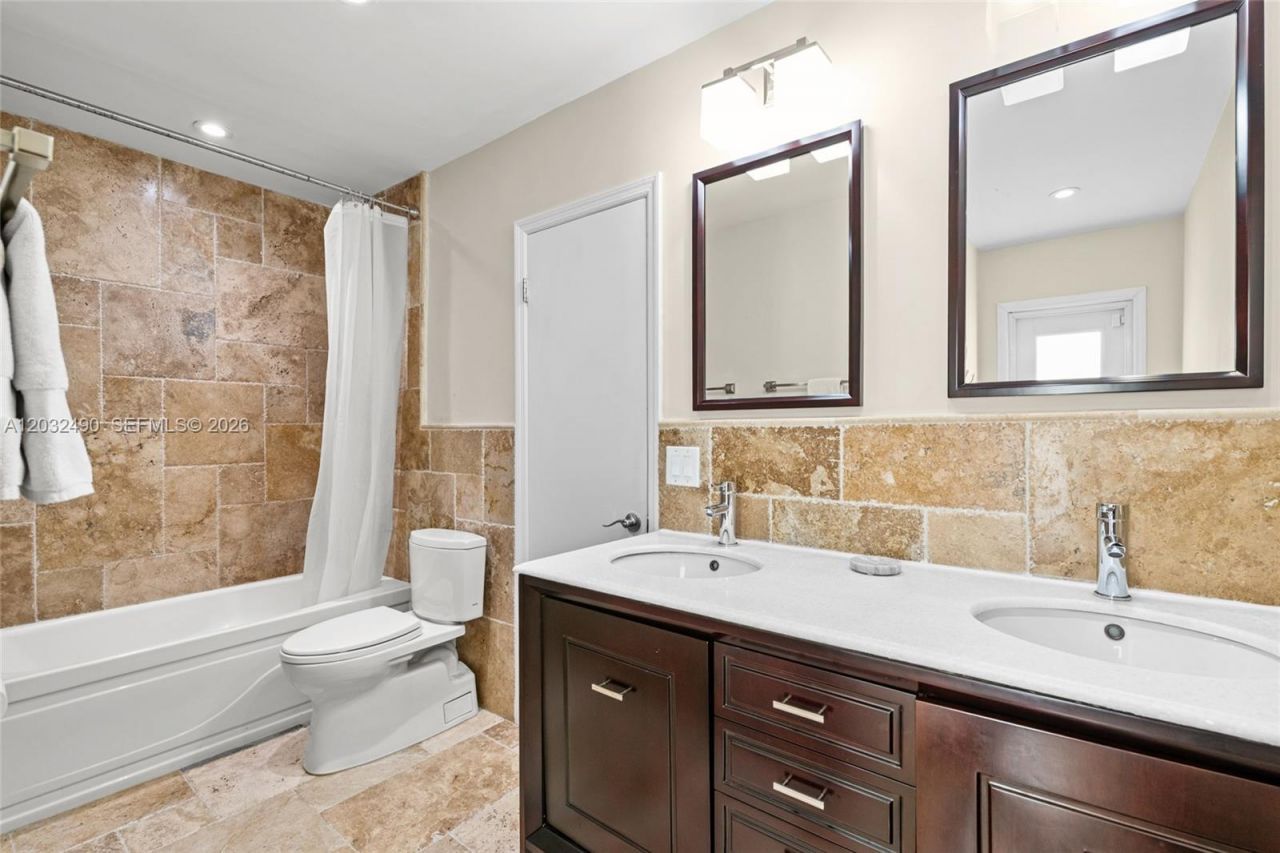 7360 SW 115th St , Pinecrest, FL 33156 Photo
