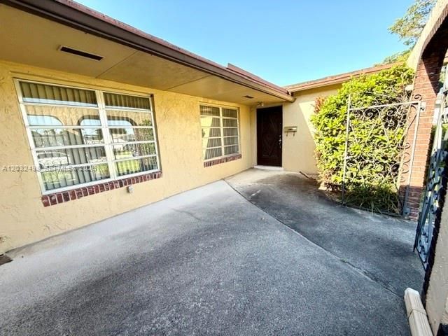 8721 NW 18th St , Pembroke Pines, FL 33024 Photo