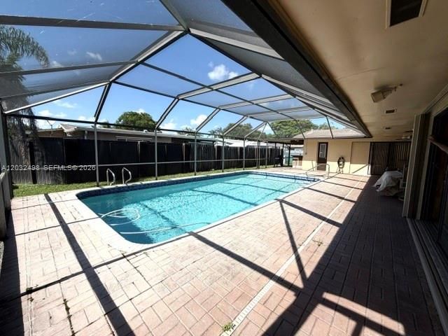 8721 NW 18th St , Pembroke Pines, FL 33024 Photo