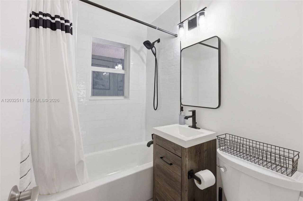 608 SW 13th St , Unit 608, Fort Lauderdale, FL 33315 Photo