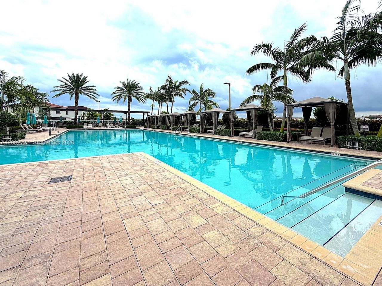 10606 W 32nd Ln , Hialeah, FL 33018 Photo