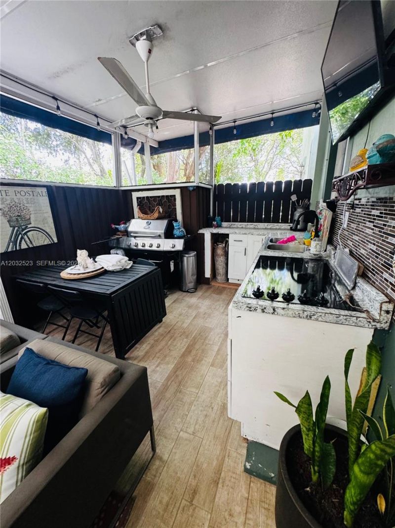 2808 SE 15th Rd , Unit 23, Homestead, FL 33035 Photo
