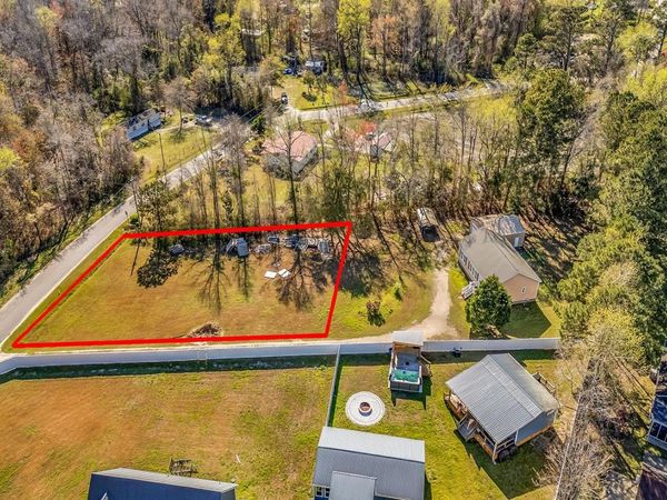 2976 Sweet Bay Rd., Longs, SC 29568