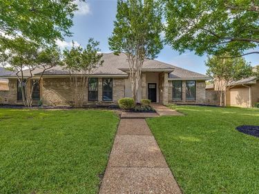 6432 Wrenwood Drive, Dallas, TX 75252