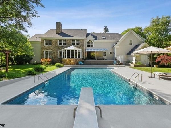 98 Spring Hollow Road, Far Hills, NJ 07931