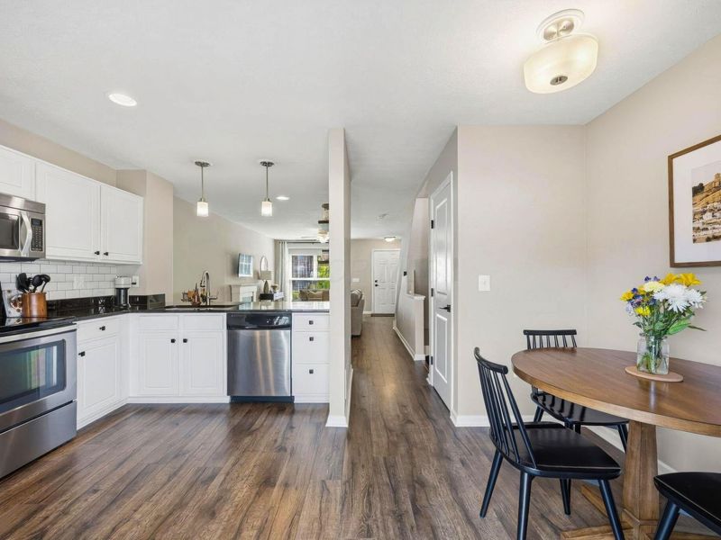 3816 Wood Stork Lane, Unit 68-381, Columbus, OH 43230 Photo 7