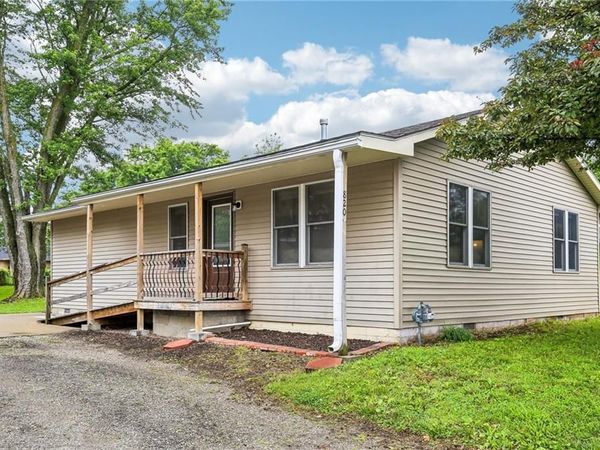 820 E Gay Street, Warrensburg, MO 64093