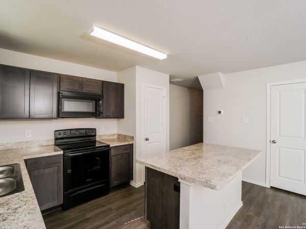 9351 Evening Shade Court, San Antonio, TX 78211