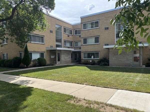 6346 N Ridgeway Avenue , Unit 1W, Chicago, IL 60659