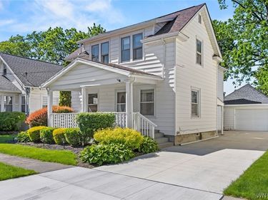 19 Millar Place , Lockport, NY 14094