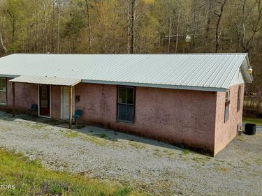 1031 County Road 110 , Athens, TN 37303