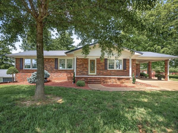 1956 Shady Grove Rd, Morrison, TN 37357