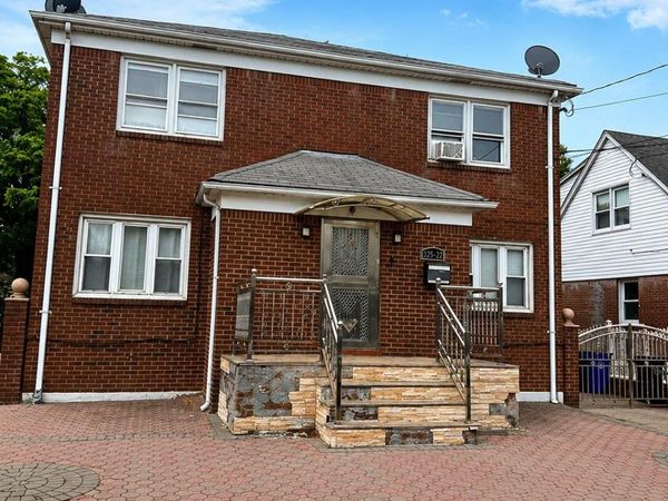 24720 136th Road , Rosedale, NY 11422