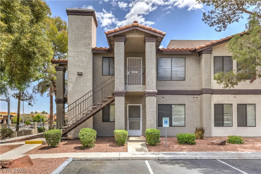 1575 W Warm Springs Road , Henderson, NV 89014